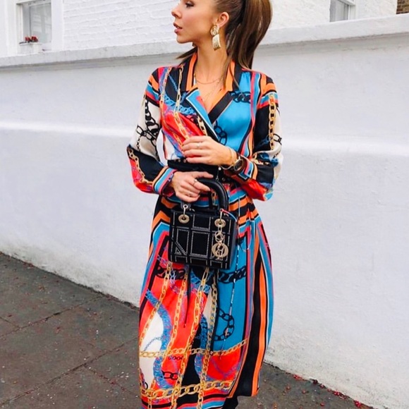 BLOGGERS FAV ZARA MULTICOLOR CHAIN PRINT WRAP DRESS - Picture 2 of 8